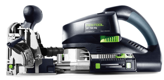 Festool Dübelfräse DOMINO XL DF 700 EQ-Plus mit Pendelfräsprinzip und Tiefeneinstellung, Seitenansicht.