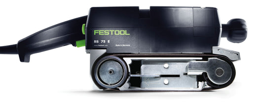 Festool BS 75 E Bandschleifer Seitenansicht mit Schleifband, Motorblock und grünem Handgriff