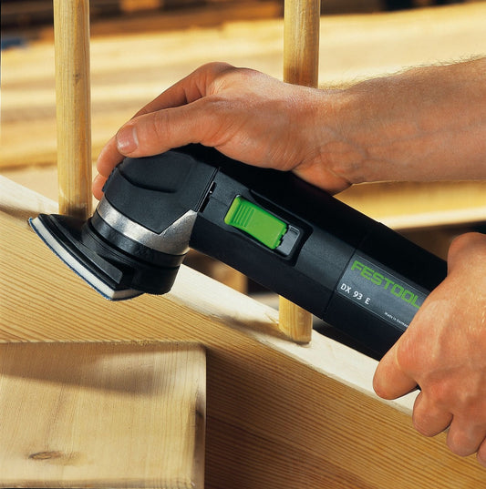 Festool DX 93 Deltaschleifer mit Schleifschuh beim Schleifen von Holz, Anwendungsbeispiel