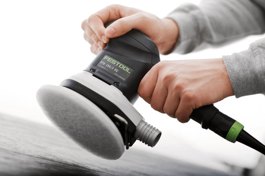 Festool Poliervlies 150mm in Anwendung auf Holzoberfläche mit Exzenterschleifer