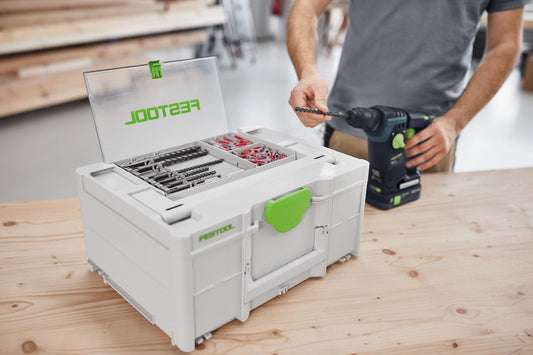 Festool Systainer³ SYS3 DF M 137 mit Bohrerkassetten und transparentem Deckelfach, im Einsatz mit Akku-Bohrschrauber