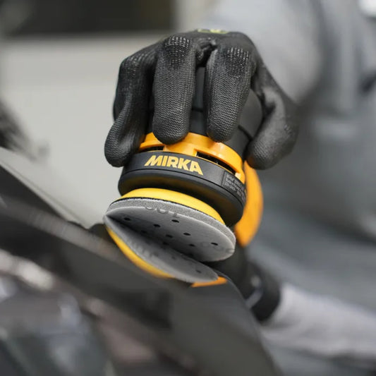 Mirka Exzenterschleifer mit Iridium Soft Schleifscheibe gelocht Multifit – präzises, staubarmes Schleifen mit Grip-Haftung für professionelle Oberflächenbearbeitung.